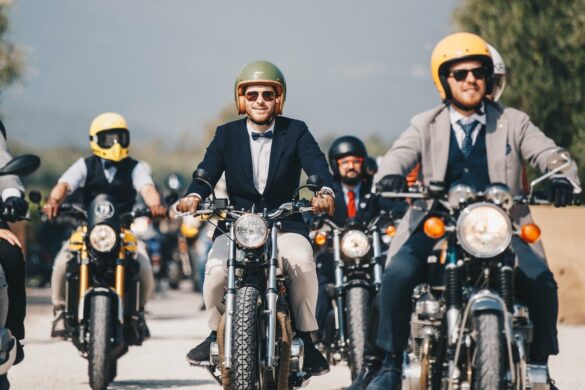 Retro, Custom and Classic motorcycle lovers