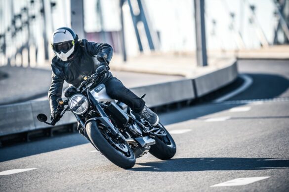 Husqvarna Vitpilen 701 taking a bend