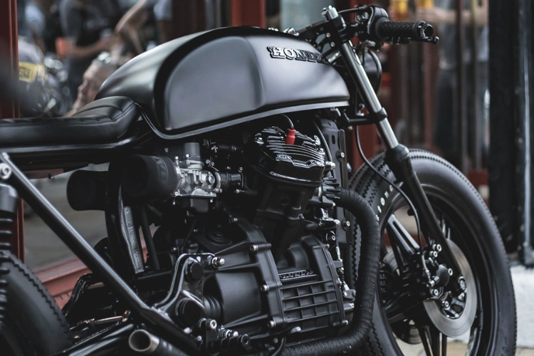 Honda CX500 blacked-out Exhaust Wrapped