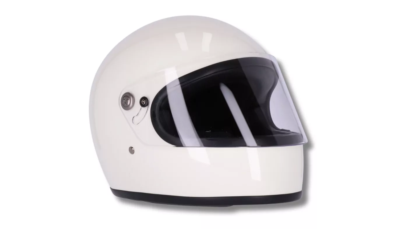 Roeg Chase helmet