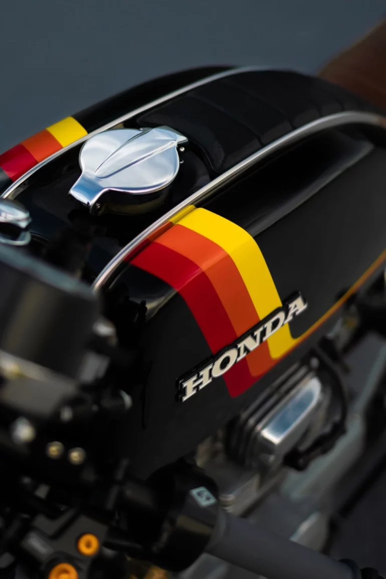 Honda CB200 Cafe Racer William Tisnes Fuel tank