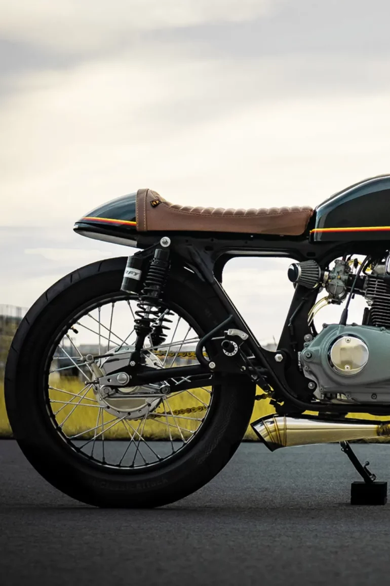 Custom Honda CB200 Cafe Racer William Tisnes rear section