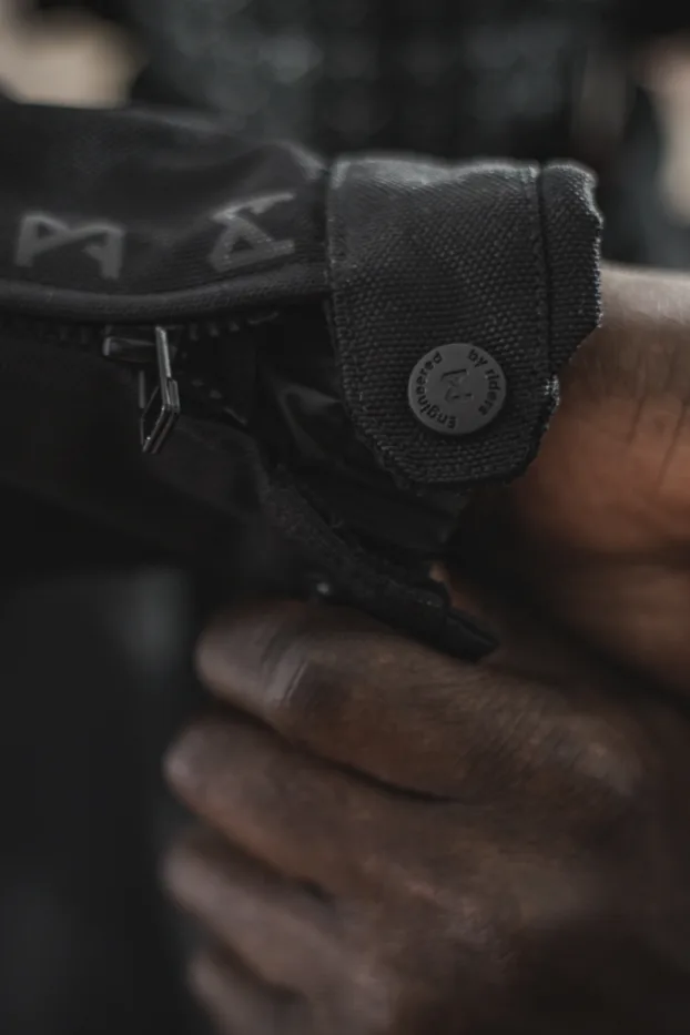 Rubberised Hardware