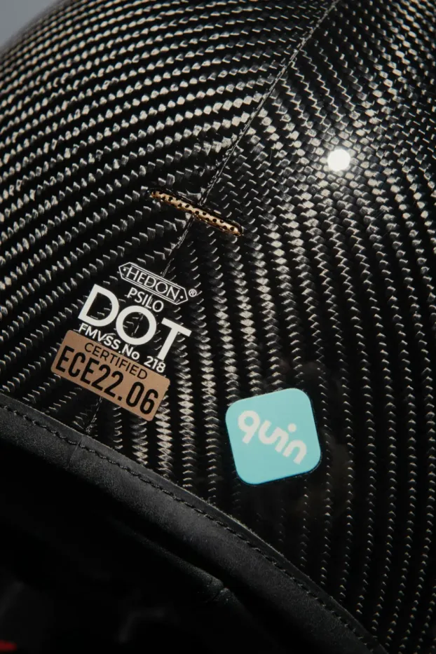 Hedon Psilo Explorer: The ADV Helmet Reimagined 16 Hedon Psilo Explorer Commander showing Quinn DOT FMVSS.No 218 and ECE 22.06 stickers