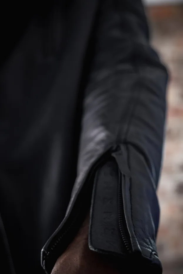 Pando Moto Twin Leather Jacket Review - Road Tested over 620 miles: Looks and Excellent Performance 30 Open sleeve with rune stone graphics closeup