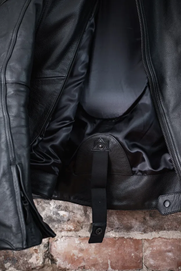 Pando Moto Twin Leather Jacket Review - Road Tested over 620 miles: Looks and Excellent Performance 24 Pando Moto Jacket to trouser connection