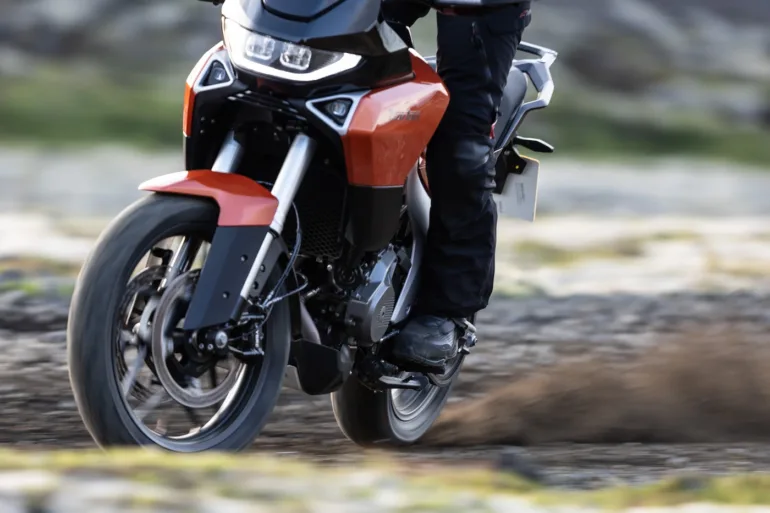 Norton Atlas lower half Off-Road