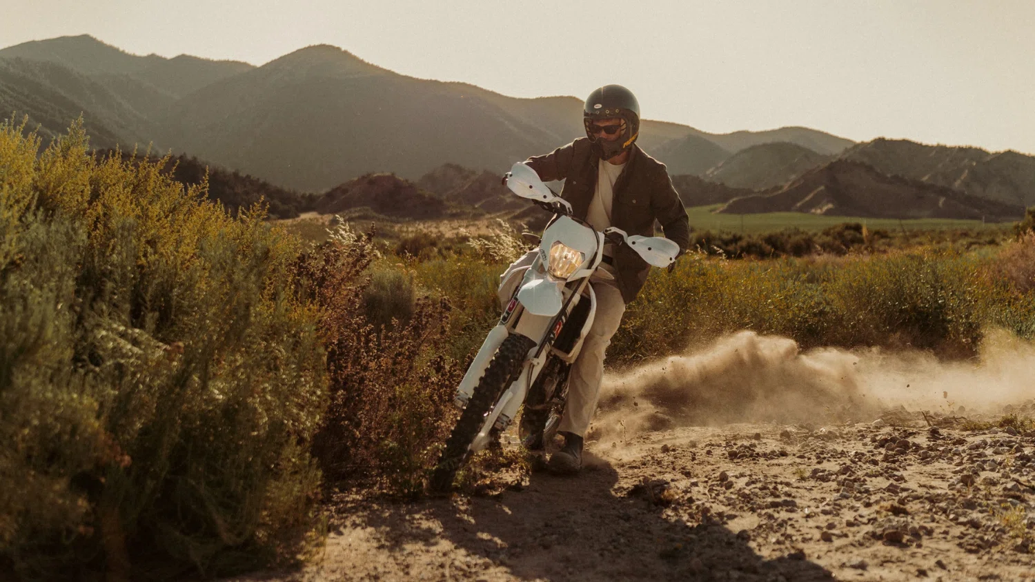 Not a Slim Silhouette In Sight: Silk Road Dispatch Pant 1 Silk Road Dispatch Pant in off-white - Supermoto