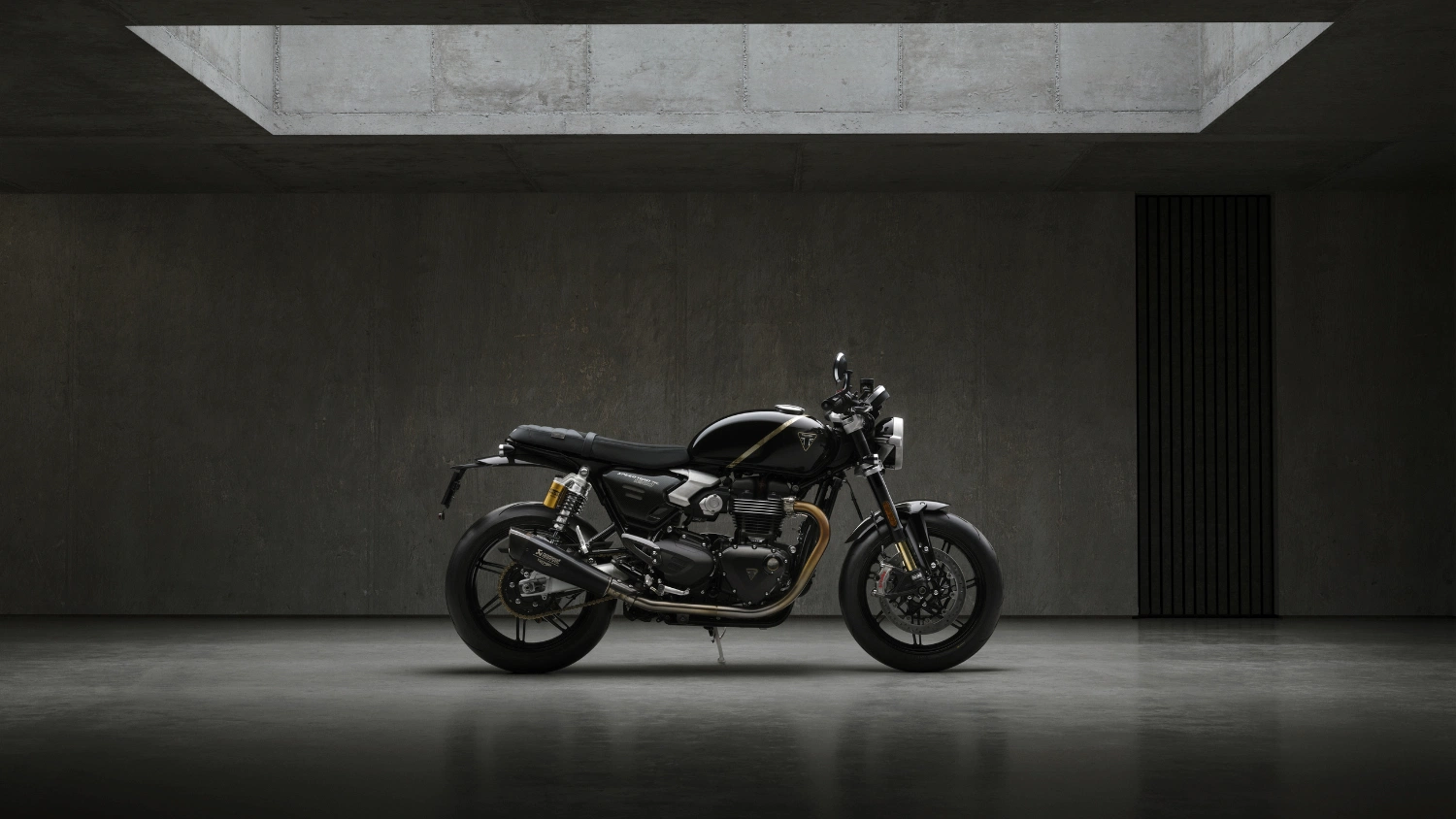 Bought Not Built: Speed Twin TFC - Triumph's Fifth Factory Custom 4 Triumph Factory Customs - Speed Twin 1200 RS