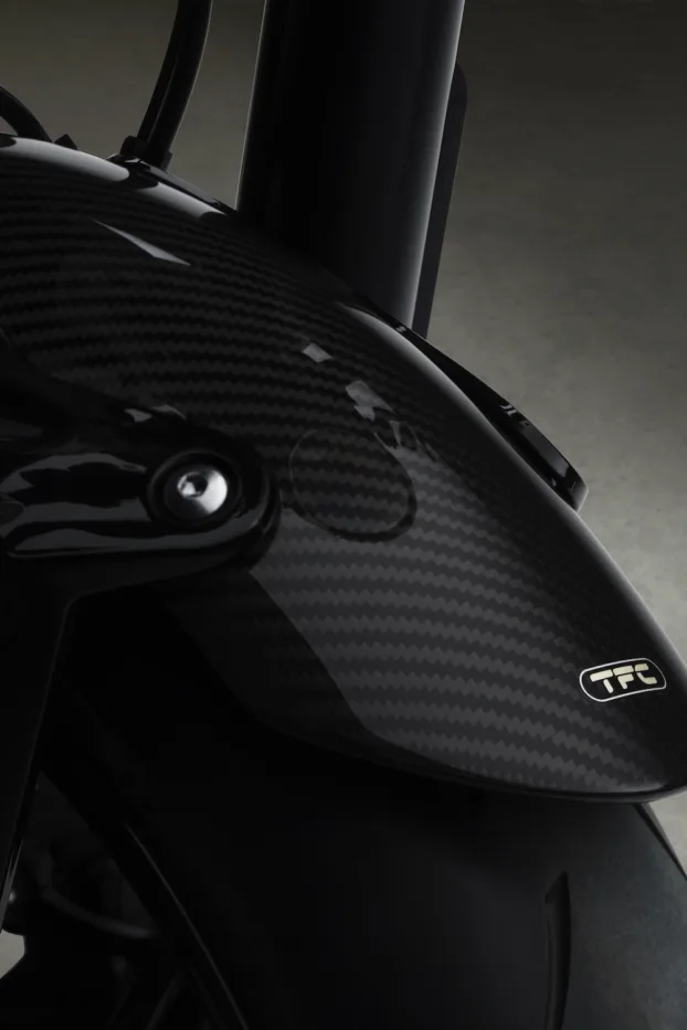 Bought Not Built: Speed Twin TFC - Triumph's Fifth Factory Custom 15 Front Mudgaurd of Speed Twin Triple Tree