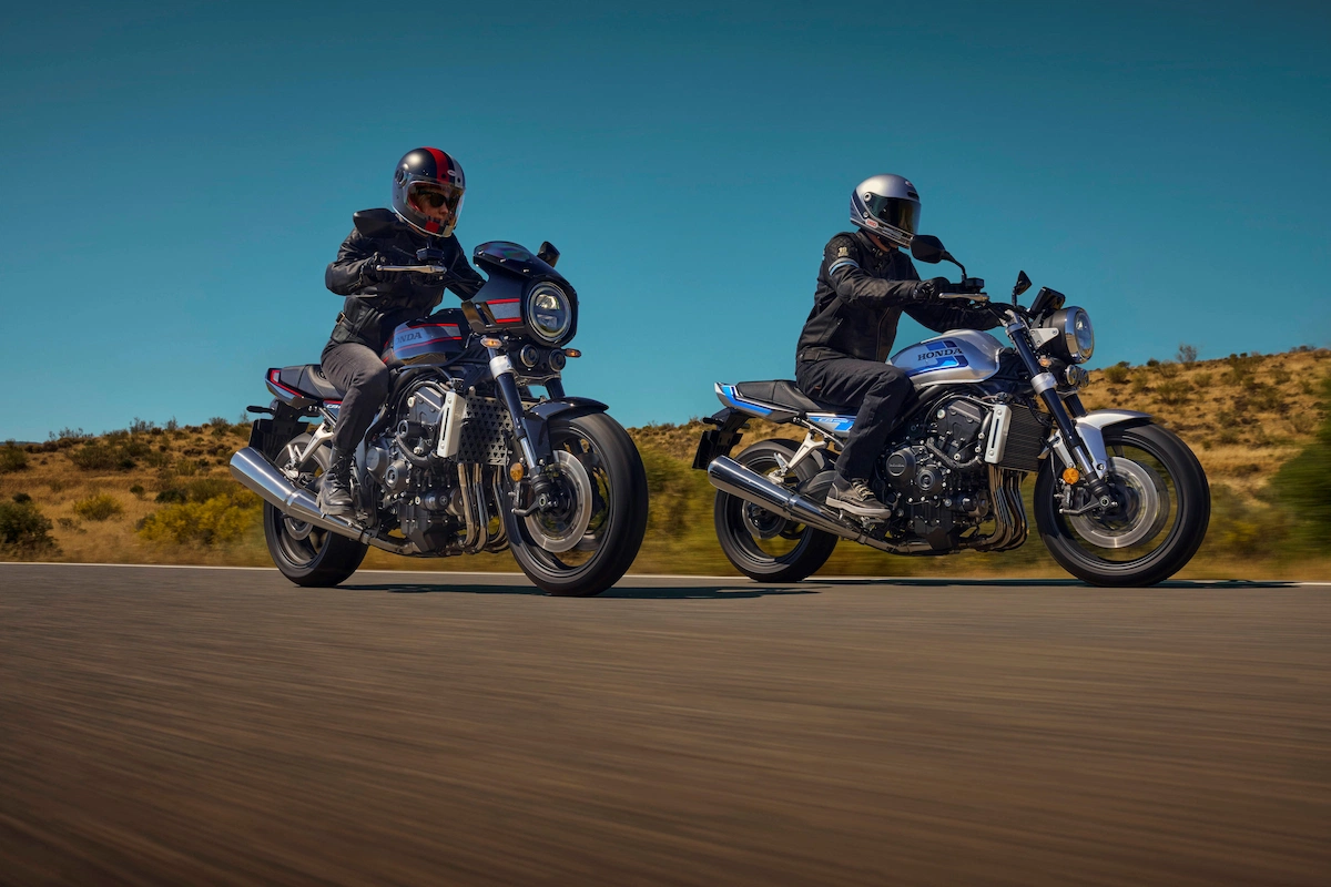 What is the New Honda Retro Style Motorcycle? 3 The new Honda CB1000F in Graphite Black and Wolf Silver Metallic - Blue Stripe