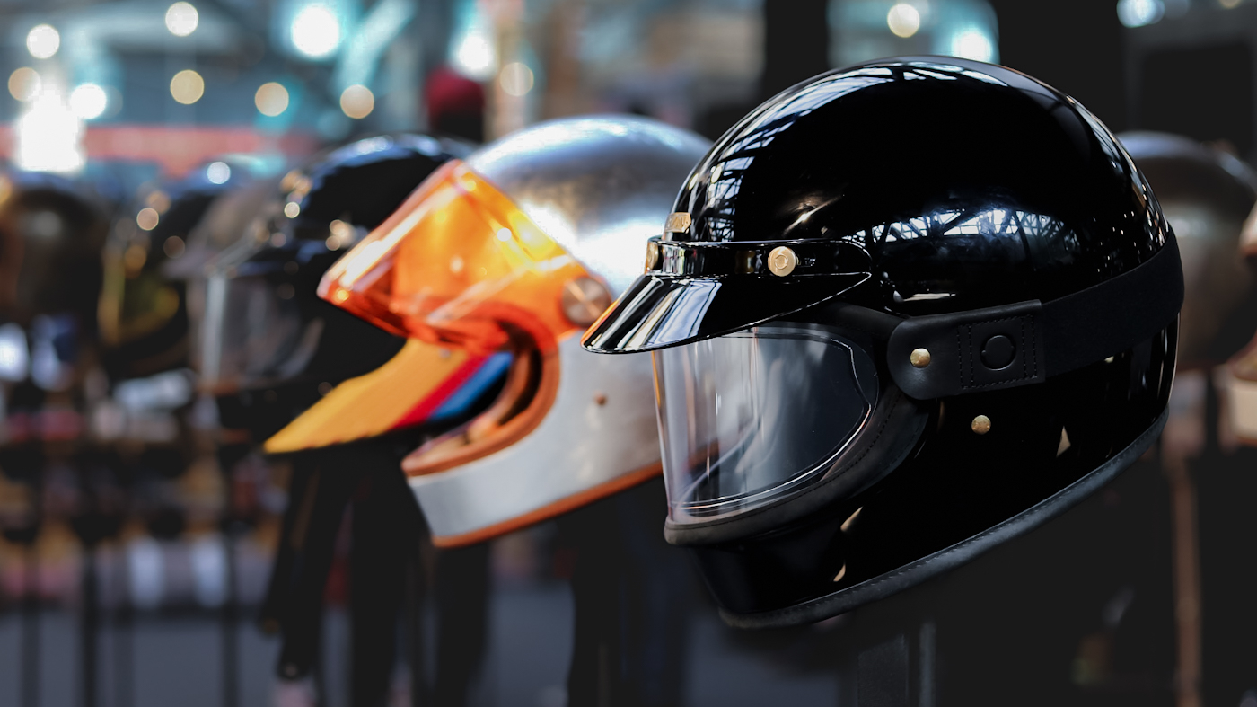 Are Retro Helmets Any Good? 6 Are Retro Helmets Any Good? - Hedon Heroine helmets on display